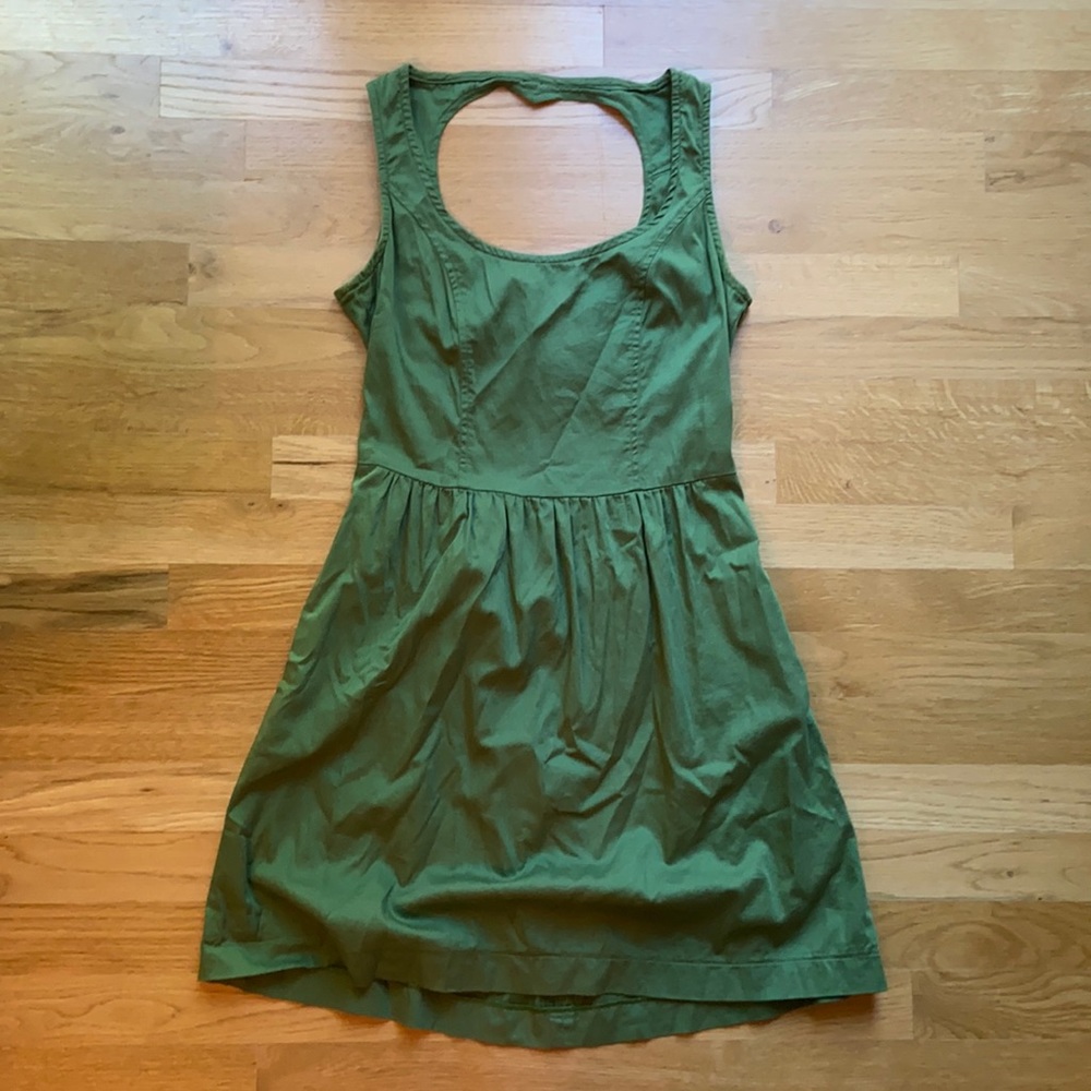 EUC Green Mini Dress with Back Cutouts & pockets